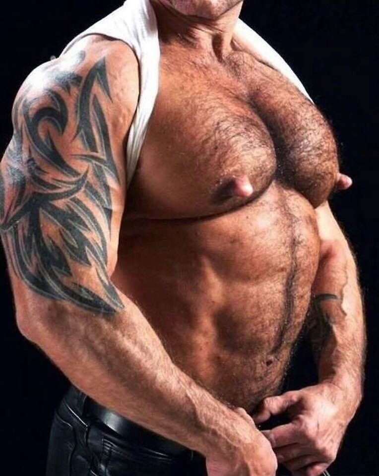 Muscle daddy gay